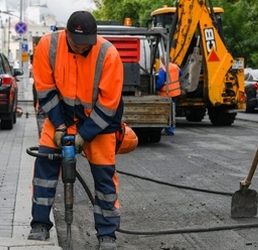 отбойный молоток - дорожные работы