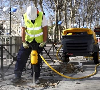 Дизельные компрессоры и отбойные молотки для дорожных работ